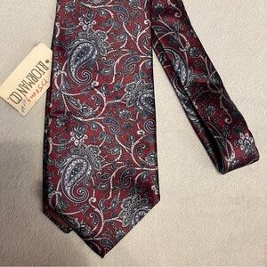 Bert Pulitzer men’s tie 100% silk burgundy, Paisley, silver blue, green pattern